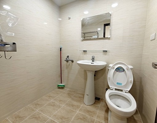 宜安路邊間美三房(家具家電可談~可租補) - Image 5