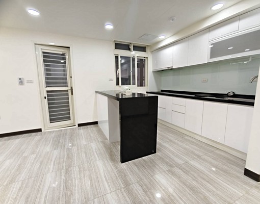 宜安路邊間美三房(家具家電可談~可租補) - Image 8