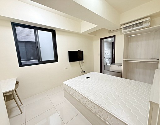 ✅可租補✅陽台獨洗✅衛浴開窗✅全新完工✅飲水機子母車✅機車位 - Image 1