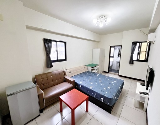 ★可租屋補助★衛浴開窗★超大間★鬧中取靜★ - Image 1