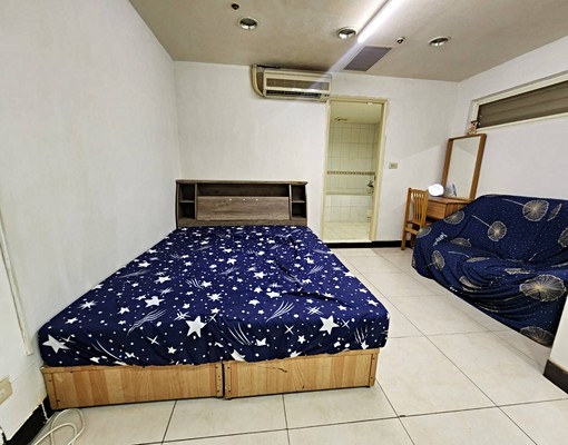 可租補~便宜套房~近車站民生路中正路春日路安東街 - Image 4