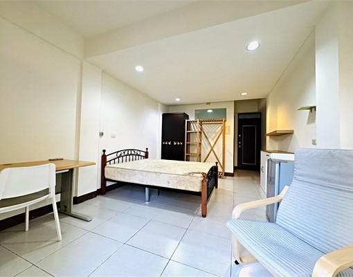 大昌V.S建工優質學生套房出租 - Image 1