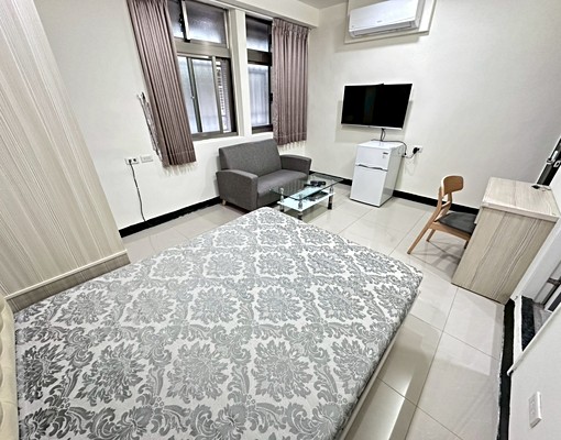 台北橋站套房‧共用洗衣機‧外推窗可曬‧有飲水機網路第四台 - Image 4