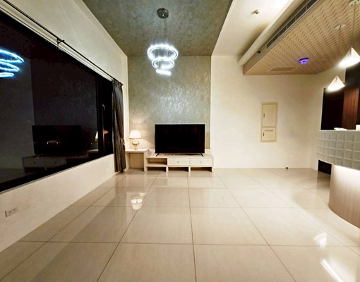 新莊=頭前兆之丘鋼骨景觀雙車位豪邸[租金含雙車管] - Image 2