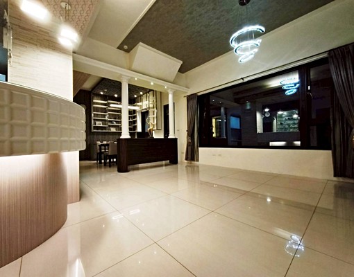 新莊=頭前兆之丘鋼骨景觀雙車位豪邸[租金含雙車管] - Image 1