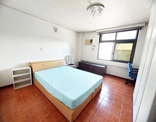 可租補.近台南藝術大學.台水台電計價.傢俱齊全 - Image 1