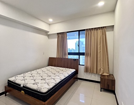 高鐵A18聯上世界三房車 - Image 3