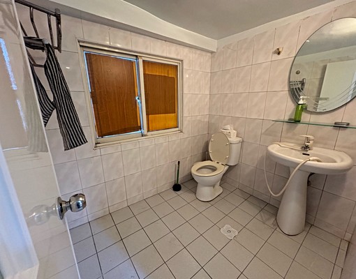 龍興街5樓套房，免仲介費可租補，近台藝大、浮洲車站走7分鐘 - Image 2