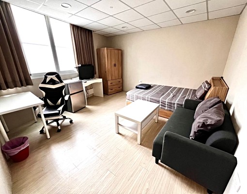 小港✈️套房｜省電節能｜採光極佳｜優質住客近機場高餐 - Image 2