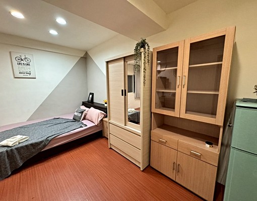 近幸福站🏡福壽商圈優質套房/含水網第四台 - Image 6