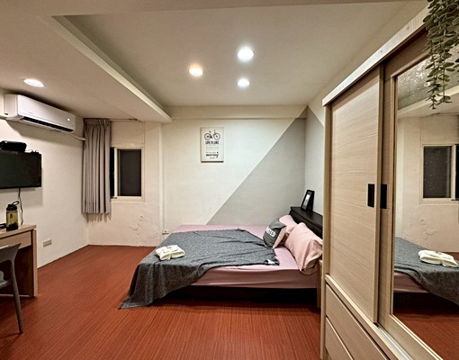 近幸福站🏡福壽商圈優質套房/含水網第四台 - Image 1