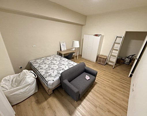 可租補✅全新整理近逢甲新光大套房✅ - Image 1