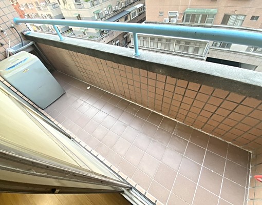 近青海家樂福🔥溫煦木質調裝潢🏡🉑租補、台電台水、管理員 - Image 2