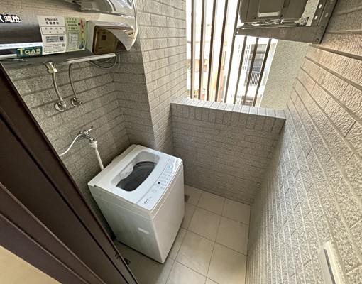 東海超新電梯✨可雙租補✨陽台獨洗曬✨流理臺系統櫃✨聯網電視 - Image 11