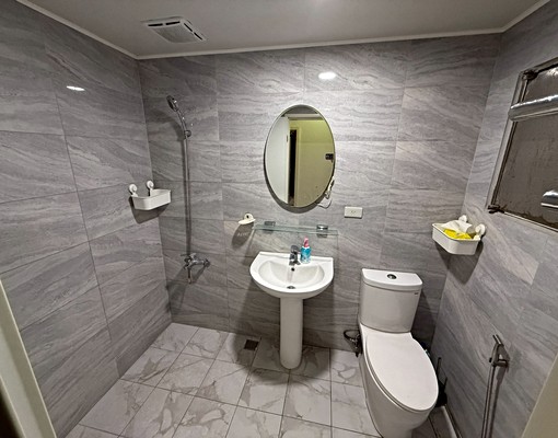 🏡 全新整修｜國安國小正對面大三房｜含家電＋低管理費可租補 - Image 6