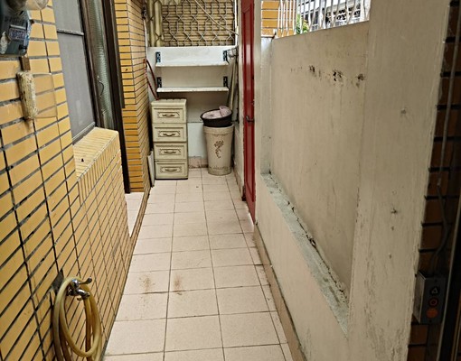 小東路307巷鬧中取靜近夢時代成大醫院後甲國中兵仔市 - Image 4