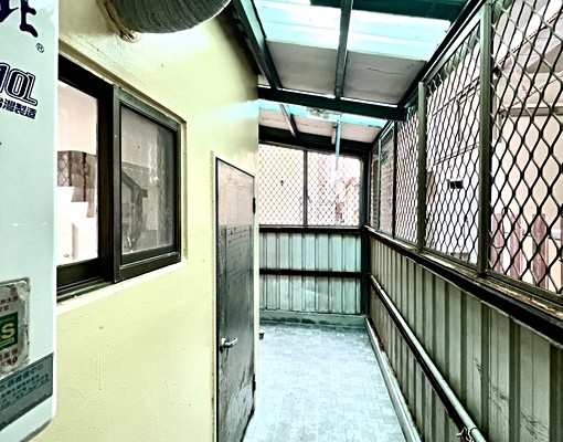 近東大中科..台灣大道朝南４房３衛平車～正職.可合租 - Image 6