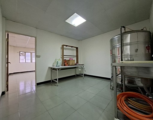 可租補入戶籍、自強路一段~透天1-3樓４房~中正堂旁近 - Image 7