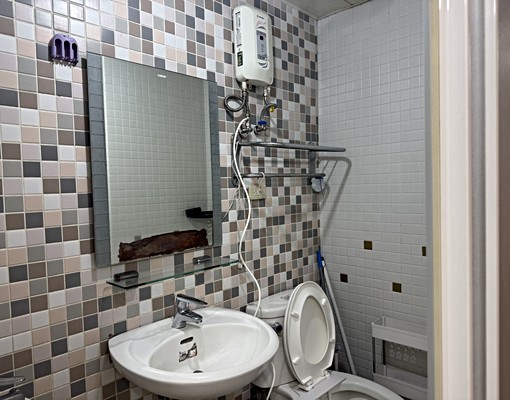 廉租新站特區.府中捷運.中山路套房9900 - Image 6