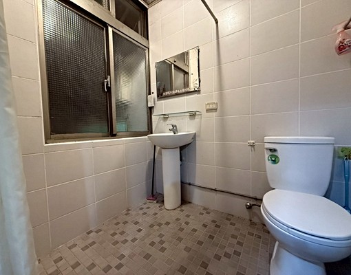 汐止套房出租/近秀豐.汐止夜市/近汐止火車站/機車好停/租補 - Image 7