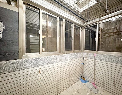 ✨稀有釋出✨七張裕隆城四房車 - Image 8