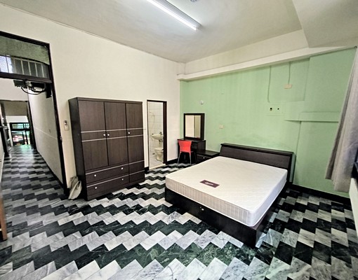 🉑雙租補🔥近中美街勤美商圈兩房兩衛有家具電 - Image 1