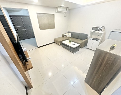 中清捷運站♡正一房一廳♡可雙租補♡台電計♡可貓♡獨洗/子母車 - Image 1