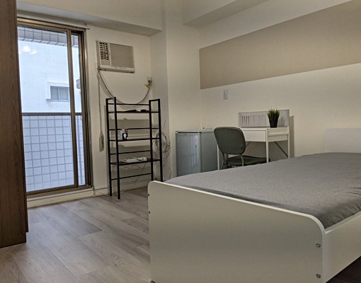 逢甲商圈套房｜邊間陽台獨洗、全新IKEA設備、屋主直租 - Image 1