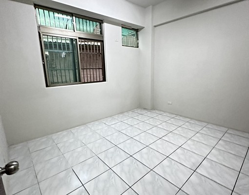 星鴻社宅可租補/一樓住家/門前好停車 - Image 5