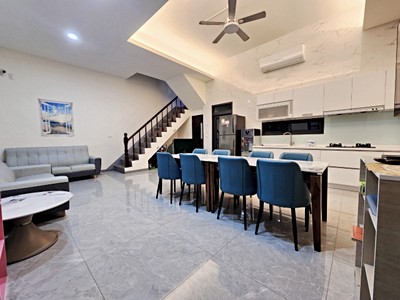 輕屋齡～5大房～7米面寬大別墅