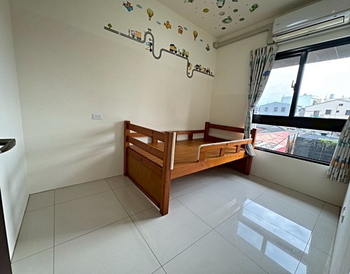 沙鹿[傑出一號讚]2房2陽台租金20000元含車含管 - Image 9