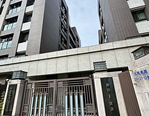 沙鹿[傑出一號讚]2房2陽台租金20000元含車含管 - Image 15