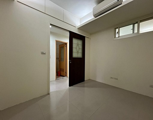 江子翠站/三房兩廳裝潢新/採光通風佳 - Image 6