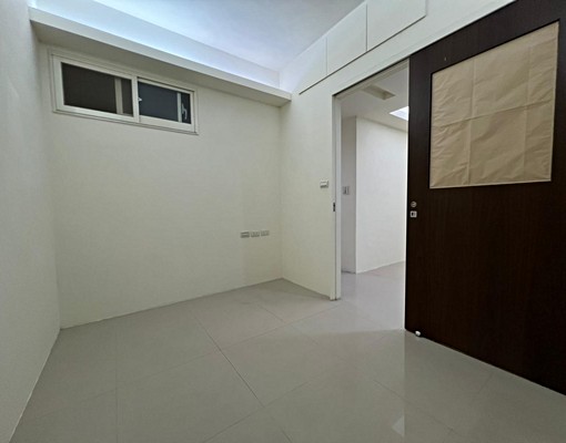 江子翠站/三房兩廳裝潢新/採光通風佳 - Image 9