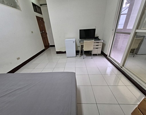 金山街大坪數陽台套房 - 591租屋網 - Image 2