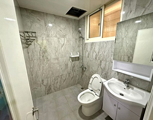 府中⭐️獨洗晒⭐️大空間⭐️公寓2樓⭐️近夜市不怕肚子餓 - Image 5