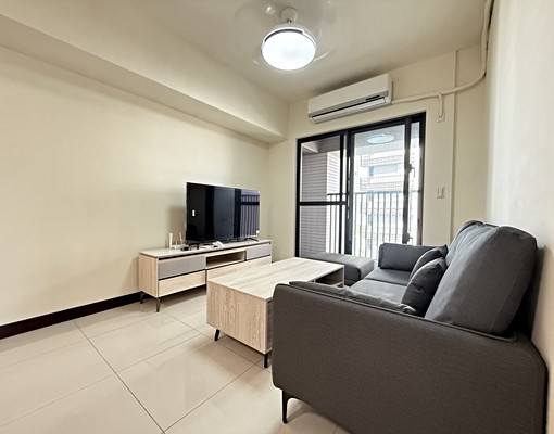 "高大特區"交響曲三房平面車位 - Image 1