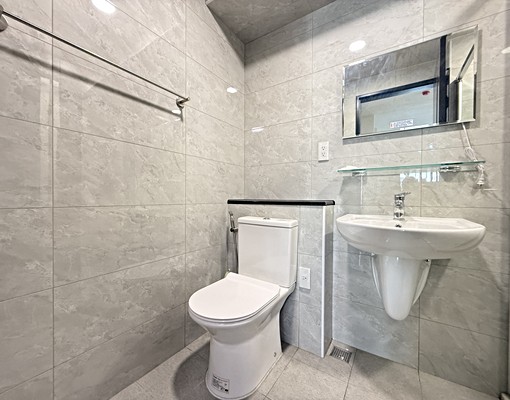 "高大特區"交響曲三房平面車位 - Image 9