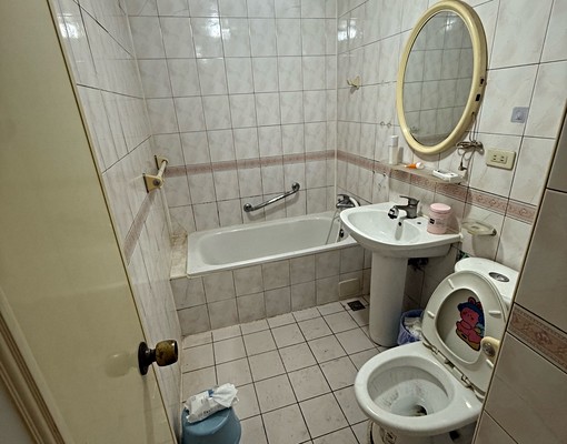 免服務費,三房兩廳兩衛二陽台,可入戶籍及租金補貼 - Image 6