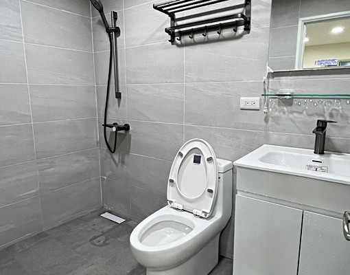 可租補板橋全新裝潢兩房一廳/重慶國小/五權公園 - Image 9