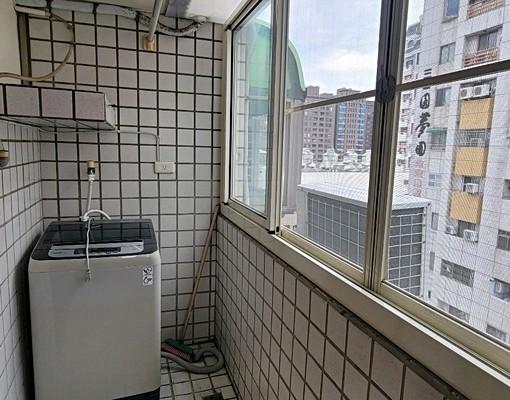 降價囉!含管可租補入籍大業國中大套房我最便宜套房 - Image 8