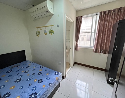 高科大美套房附飲水機衛浴有開窗 - Image 1