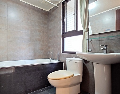 儀芯❤️興大國圖館旁|室內33坪三房平車✅可租補✅可入戶籍 - Image 6