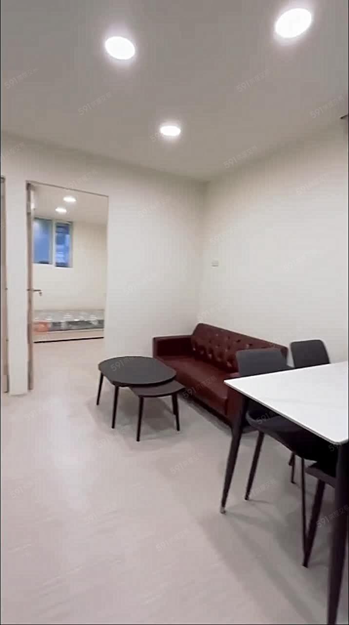 ⭐全新裝潢可租補⭐兩房一廳/變頻冷氣/五權公園旁/近土城 - Image 1