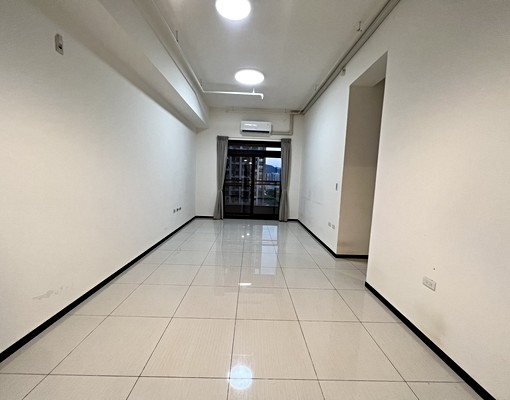 淡水新市鎮，宏盛水悅，經典三房+車位，可寵，可租補，前後陽台 - Image 1