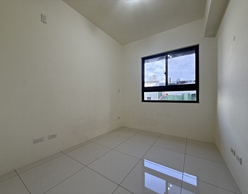 ~大甲商圈蛋黃區美三房含大平面車位~ - Image 9