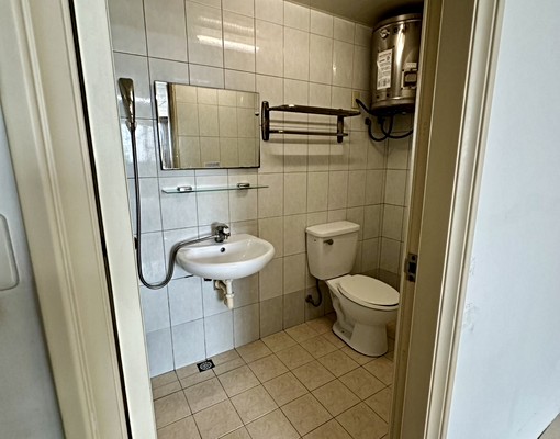 優質學生套房 - Image 7