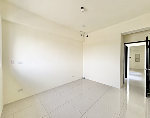 新成屋兩房平面車位*家電家具可討論 - Image 1