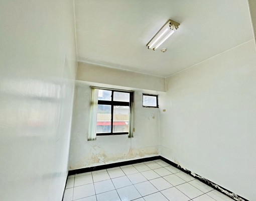 平鎮文化國小電梯大樓四房+車位 - Image 5