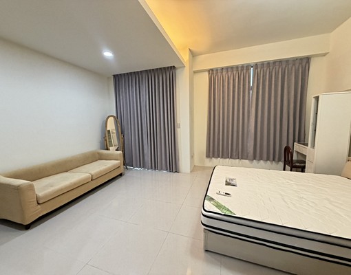 💖整棟電梯透天採光四房💖含管理費💖限家庭 - Image 8